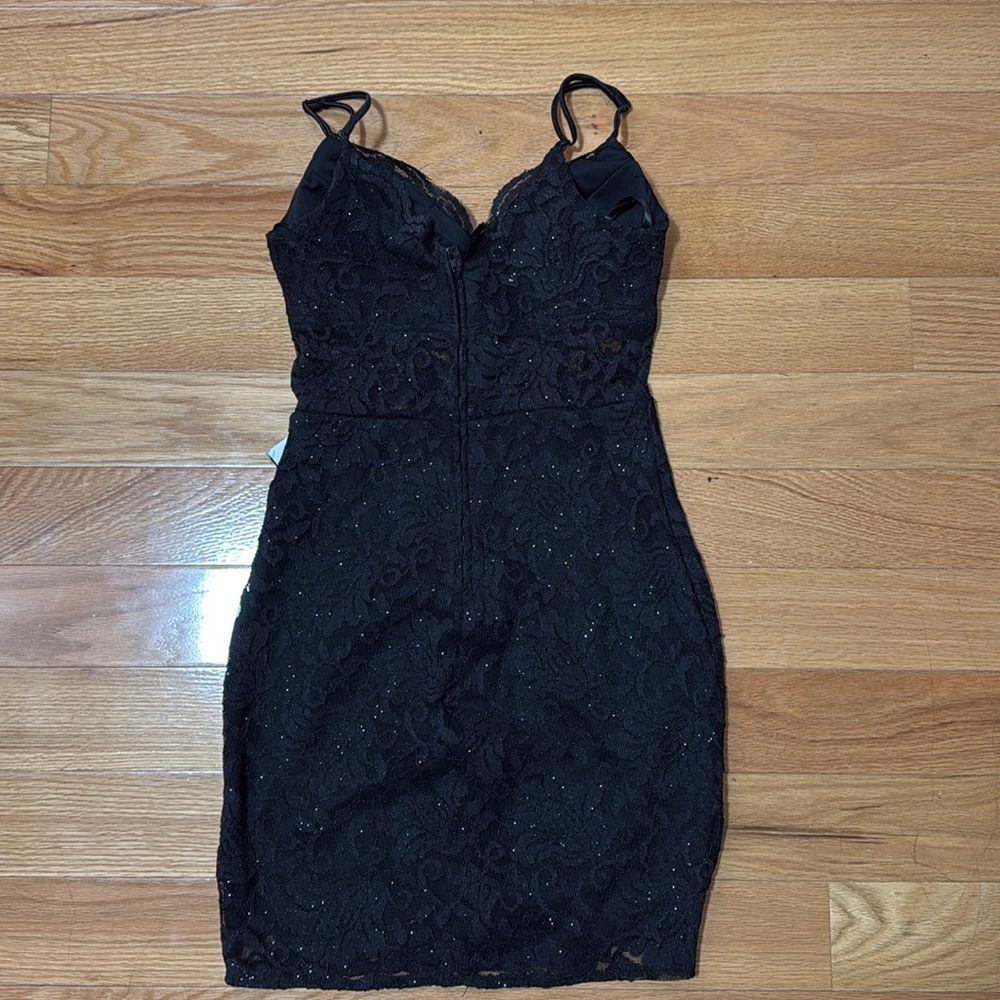 BDarlin Dress - Picture 3 of 5